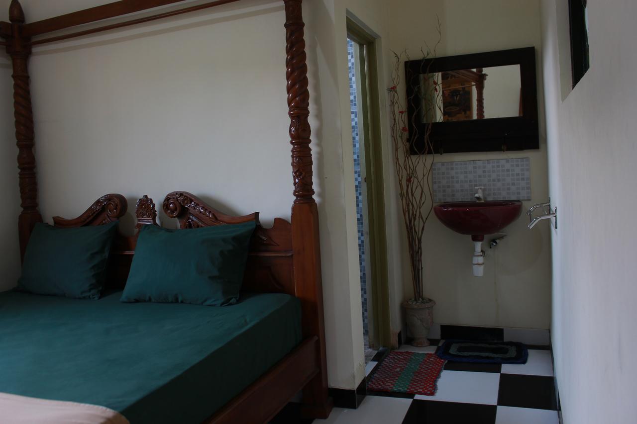 La Javanaise Home Stay Malioboro Джокьякарта Экстерьер фото