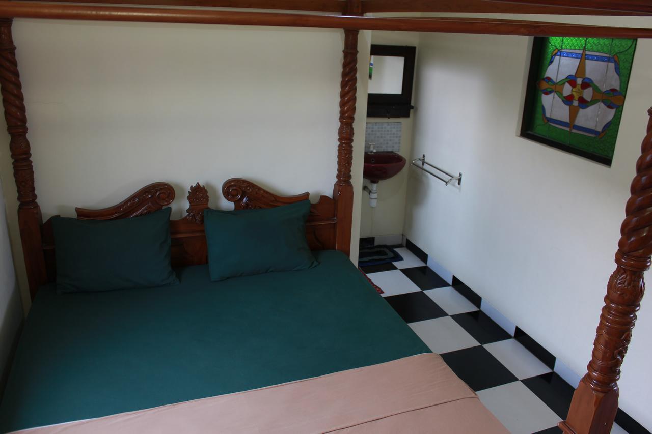 La Javanaise Home Stay Malioboro Джокьякарта Экстерьер фото