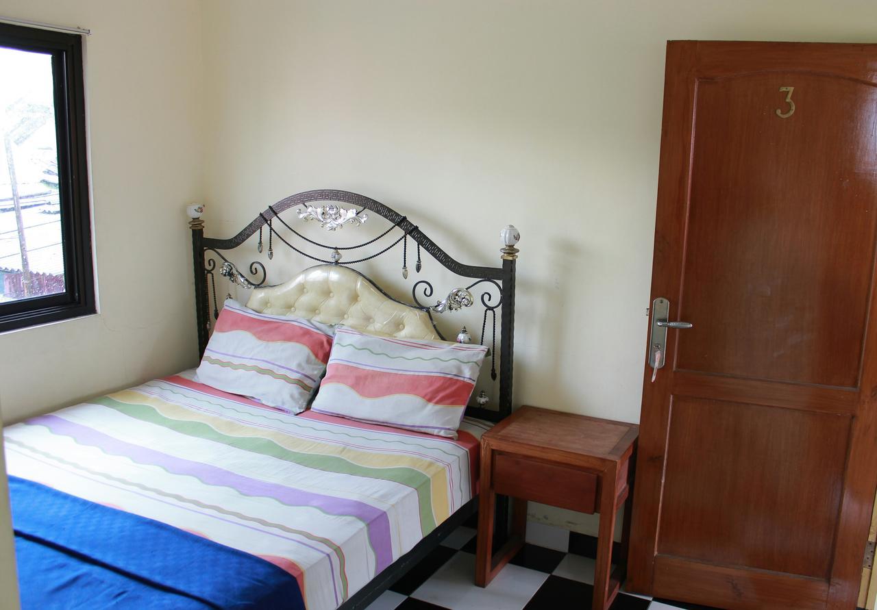 La Javanaise Home Stay Malioboro Джокьякарта Экстерьер фото