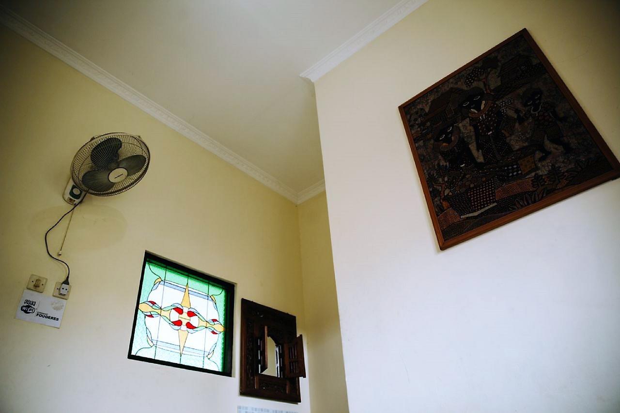 La Javanaise Home Stay Malioboro Джокьякарта Экстерьер фото