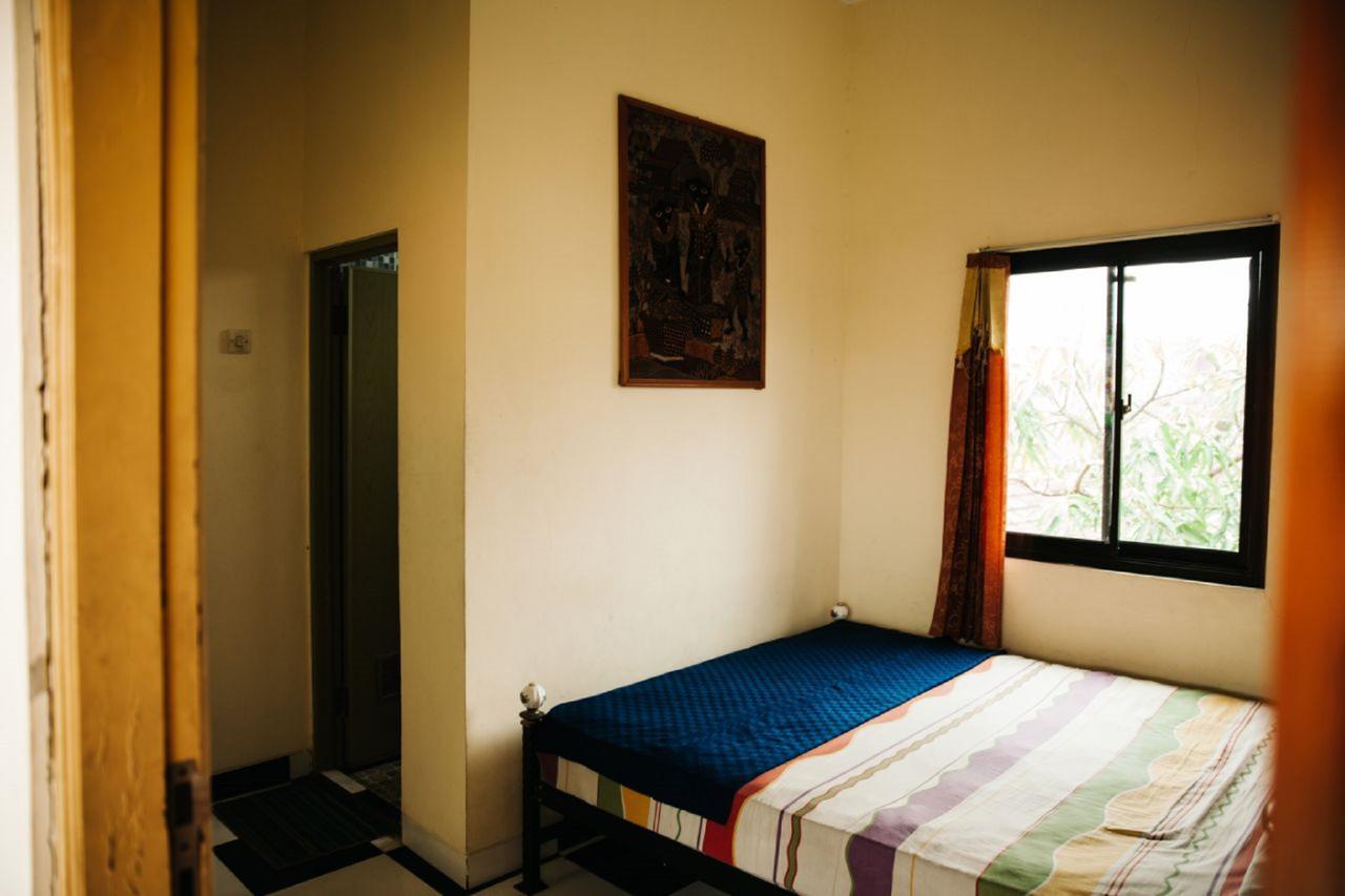 La Javanaise Home Stay Malioboro Джокьякарта Экстерьер фото