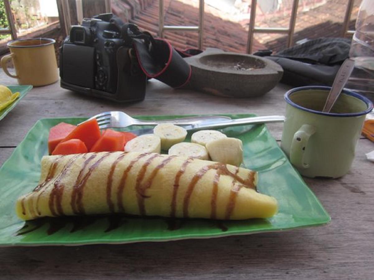 La Javanaise Home Stay Malioboro Джокьякарта Экстерьер фото