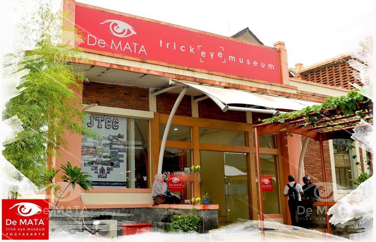 La Javanaise Home Stay Malioboro Джокьякарта Экстерьер фото